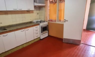 VENTA CASA PH 3 AMB CON COCHERA EN LIBERTAD MERLO