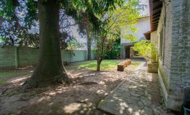 Casas en venta en Villa Elisa con 4 dormitorios