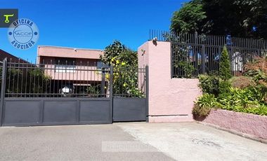 Casa en Arriendo en alonso ovalle 196