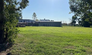Se vende lote de 570m2 en B° Villa Casey - VT
