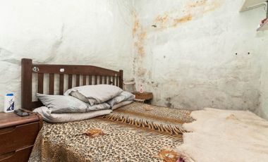 Venta en BLOCK de Casa, local  y garage a RECICLAR