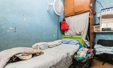 Venta en BLOCK de Casa, local  y garage a RECICLAR