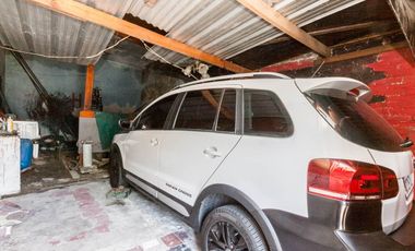Venta en BLOCK de Casa, local  y garage a RECICLAR