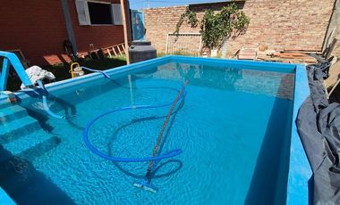 CASA EN VENTA, 2 DORMITORIOS, PLOTTIER.