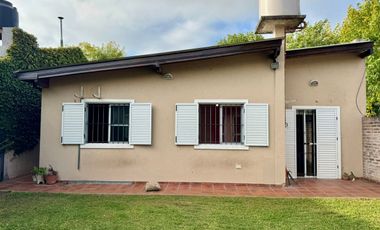 CASA EN VENTA 5 AMBIENTES  ALEJANDRO KORN