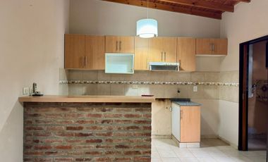CASA EN VENTA 5 AMBIENTES  ALEJANDRO KORN