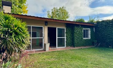 CASA EN VENTA 5 AMBIENTES  ALEJANDRO KORN