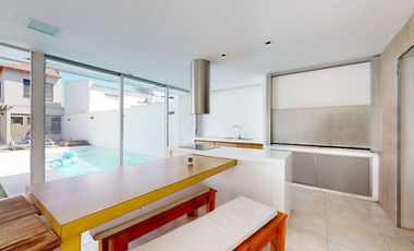 Casa 3 Dormitorios en venta en Berisso con Pileta