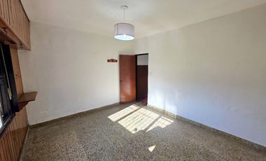 Casa en venta en Burzaco Este