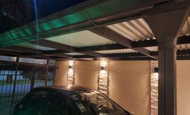 Casa en venta en Ezpeleta Este