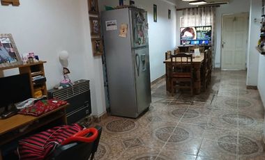 Casa de 5 dormitorios. Se recibe Permuta. Chimbas