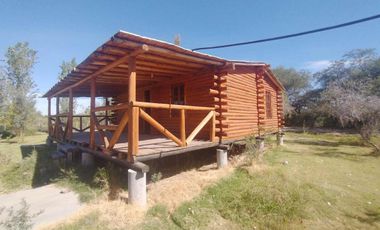 Finca de 78 hectareas con 3 cabañas. Albardon