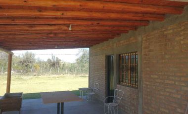 Finca de 78 hectareas con 3 cabañas. Albardon