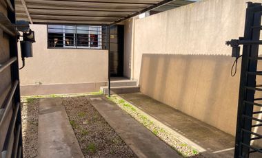 DEPARTAMENTO DUPLEX 3 AMB EN VENTA EN LUIS GUILLON