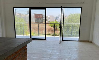 Local en Renta En Querétaro, El Condado Corregidora, en Plaza Comercial