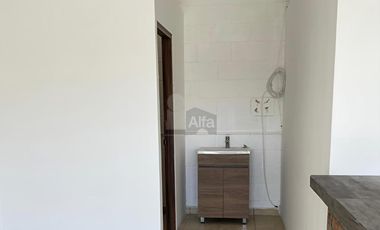 Local en Renta En Querétaro, El Condado Corregidora, en Plaza Comercial