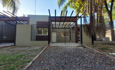 VENTA - CASA 2 HABITACIONES - ZONA SINDICATO DE COMERCIO