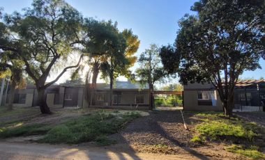VENTA - CASA 2 HABITACIONES - ZONA SINDICATO DE COMERCIO