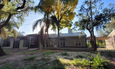 VENTA - CASA 2 HABITACIONES - ZONA SINDICATO DE COMERCIO
