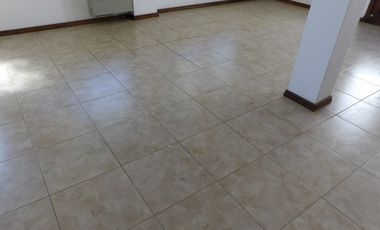 Duplex 4 ambientes Chile e Ituzaingo