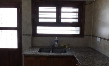Duplex 4 ambientes Chile e Ituzaingo