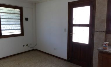 Duplex 4 ambientes Chile e Ituzaingo