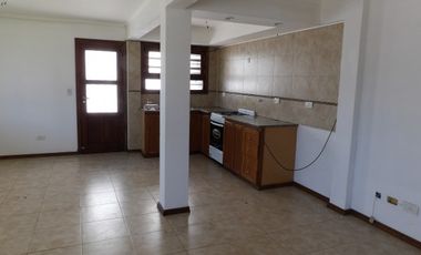 Duplex 4 ambientes Chile e Ituzaingo