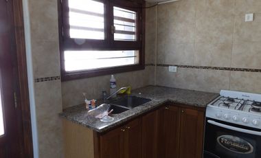 Duplex 4 ambientes Chile e Ituzaingo