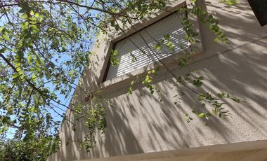 Duplex 4 ambientes Chile e Ituzaingo