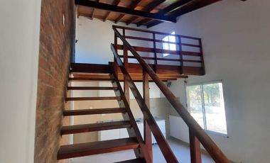VENTA - CASA 3 HABITACIONES - ZONA SINDICATO DE COMERCIO