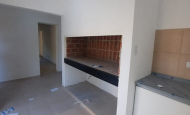 VENTA - CASA 3 HABITACIONES - ZONA SINDICATO DE COMERCIO