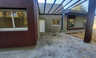 VENTA - CASA 3 HABITACIONES - ZONA SINDICATO DE COMERCIO