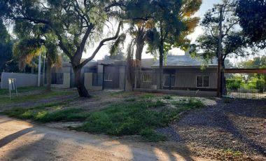 VENTA - CASA 3 HABITACIONES - ZONA SINDICATO DE COMERCIO