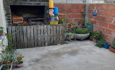 VENTA dos Casas - mismo lote ATENCION INVERSORES