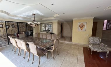 Casa en renta en Lomas de Tecamachalco