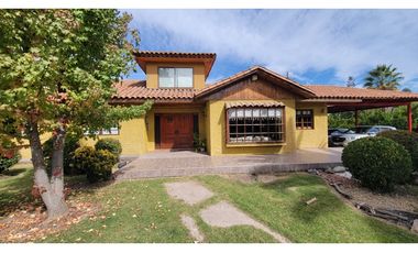 Venta Parcela con casa 5D 4B, piscina San Esteban.