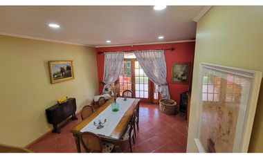 Venta Parcela con casa 5D 4B, piscina San Esteban.