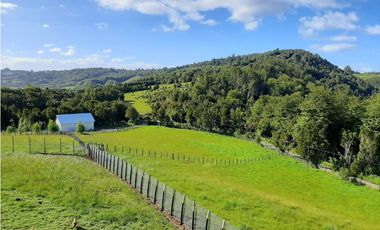 Oportunidad única en Puqueldón, Chiloé! Terreno con Vista al Mar