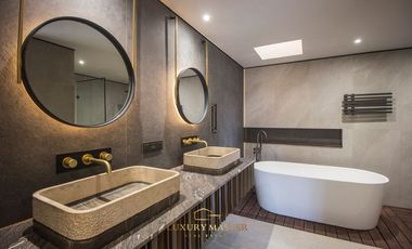 Casa de Lujo en Venta en Valle Real
