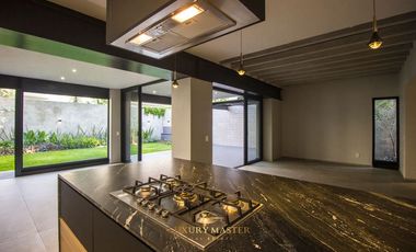 Casa de Lujo en Venta en Valle Real