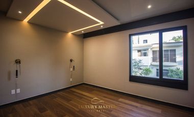 Casa de Lujo en Venta en Valle Real