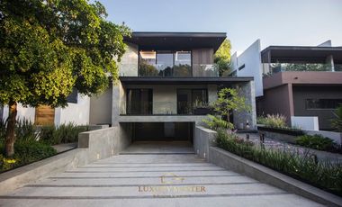 Casa de Lujo en Venta en Valle Real