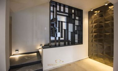 Casa de Lujo en Venta en Valle Real