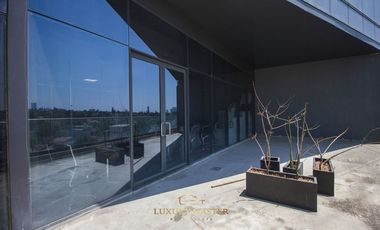 Oficina de Lujo en Colinas de San Javier en Venta