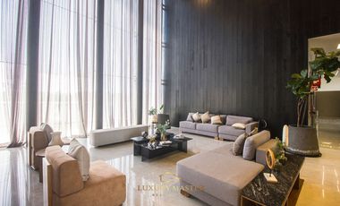 Oficina de Lujo en Colinas de San Javier en Venta