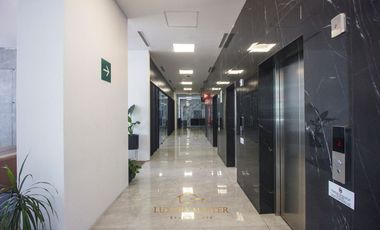 Oficina de Lujo en Colinas de San Javier en Venta
