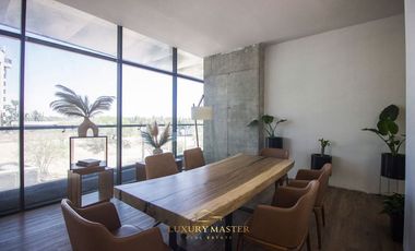 Oficina de Lujo en Colinas de San Javier en Venta