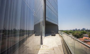 Oficina de Lujo en Colinas de San Javier en Venta