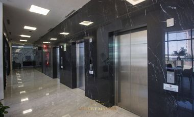 Oficina de Lujo en Colinas de San Javier en Venta