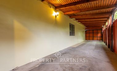 Gran casa con Mucho terreno en La Cisterna!!!